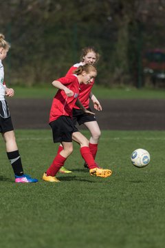 Bild 25 - C-Juniorinnen Kieler MTV -  MTSV POlympia Neumuenster : Ergebnis: 1:0